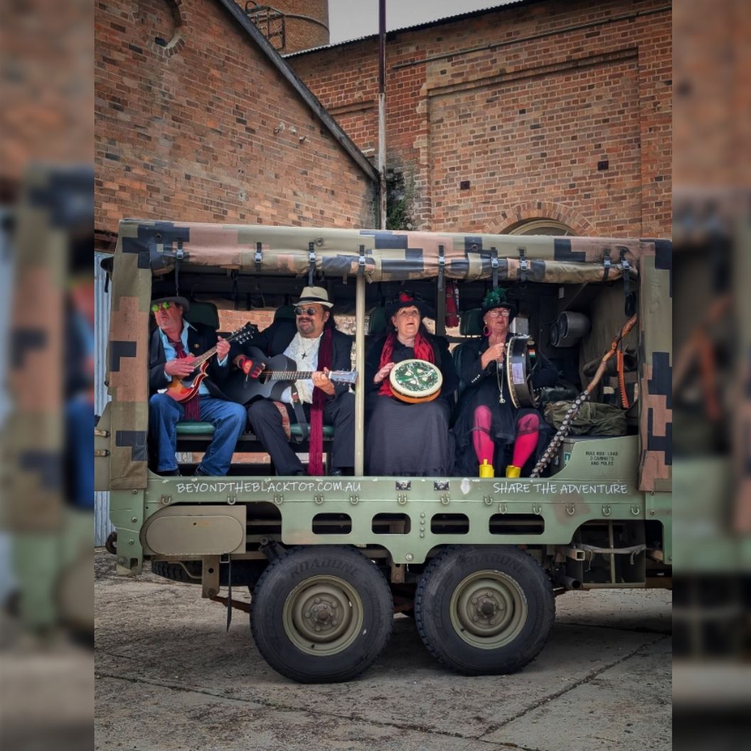 Read more about the article Stoney Broke Band